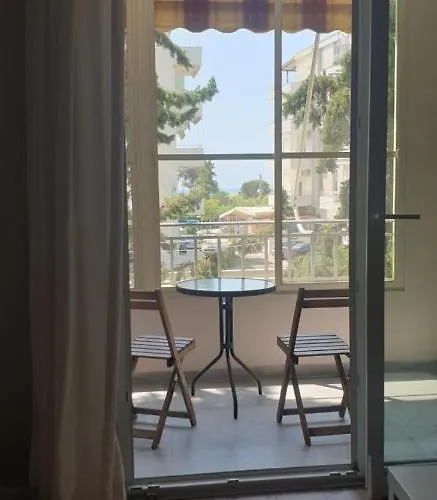 Near Apartment. 格勒姆